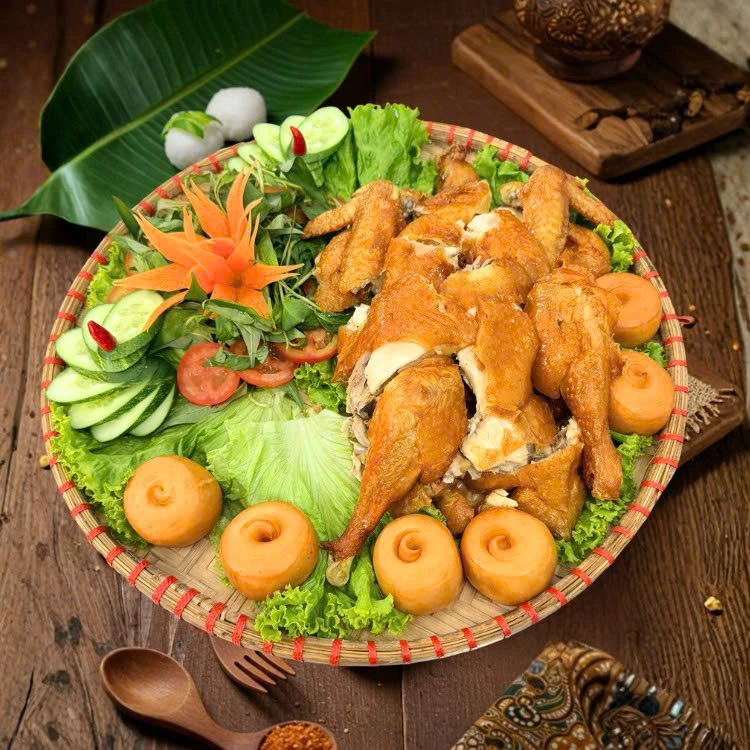 GÀ QUAY THẢO MỘC BÓ XÔI